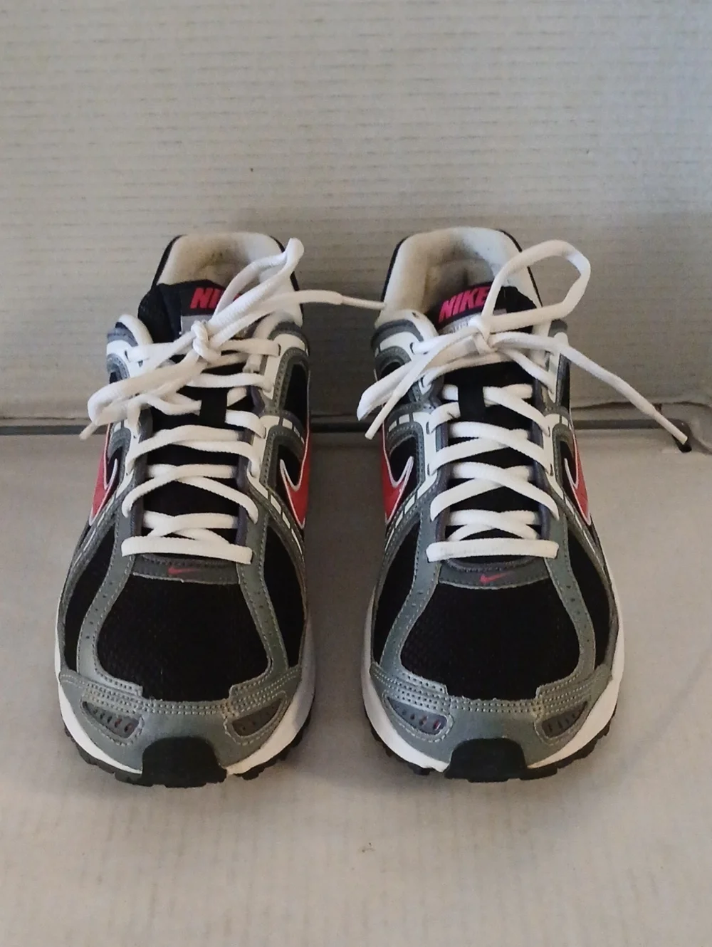 Nike Compete 2 Women’s Black, Gray & Red Athletic Running Shoes